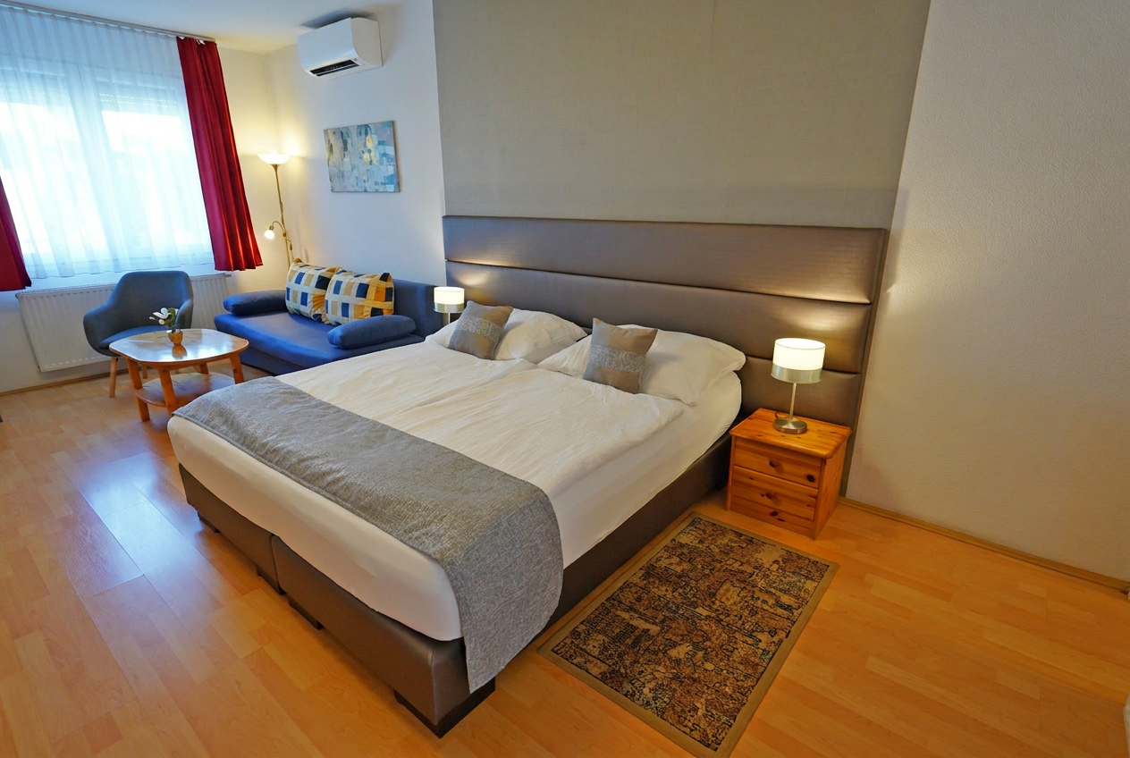 Apartman Brigitte enteriőr alkonyatkor